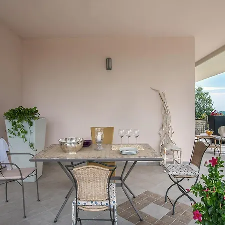 Beautiful In 公寓 *